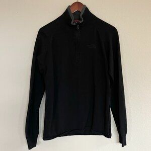 The North Face Quarter zip Sweater - Mens size Small